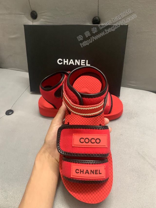 Chanel女鞋 香奈兒春夏新款字母logo涼鞋魔術貼涼鞋 Chanel沙灘鞋  naq1243